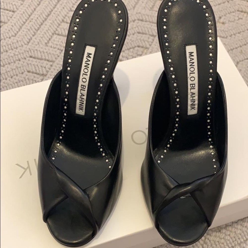 Black Manolo Blahnik Aliar Heels